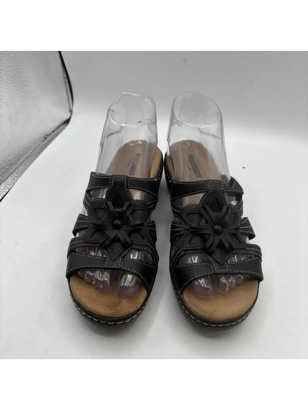Clarks Delana Venna Comfort Sandals Cut Out Detail Women’s Size 7